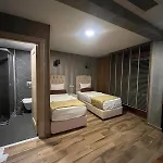Kuzen (adults Only) 3*