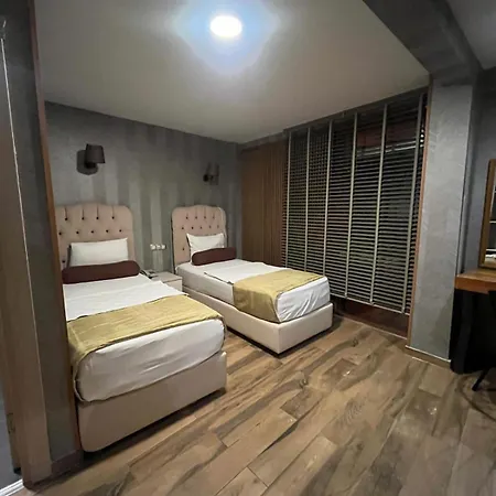 Отель Kuzen (adults Only)