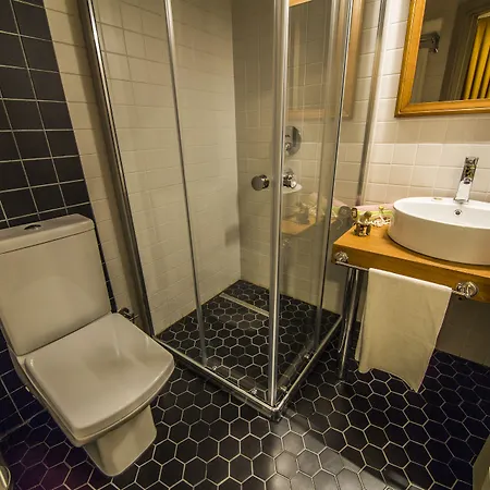 Kuzen (adults Only) Istanboel