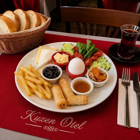ホテル Kuzen (adults Only) 3*