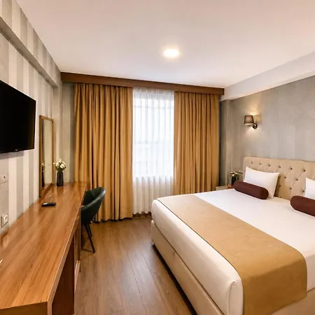 Отель Kuzen (adults Only) 3*