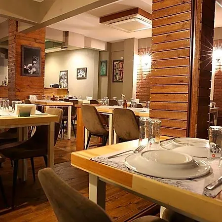 Szálloda Kuzen (adults Only) 3*