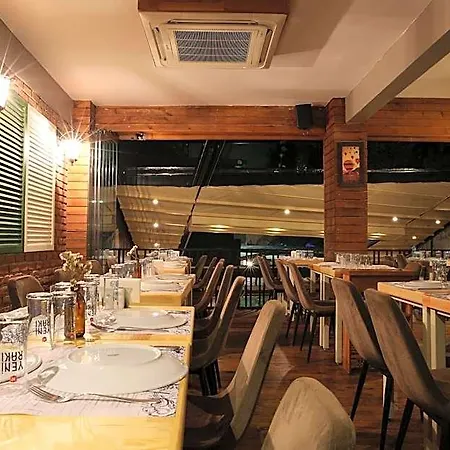 Kuzen (adults Only) 3*