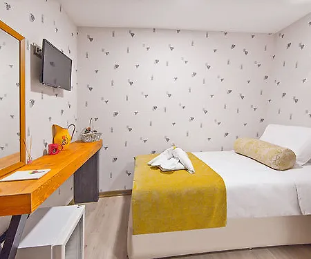 Hotel Kuzen Istanbul