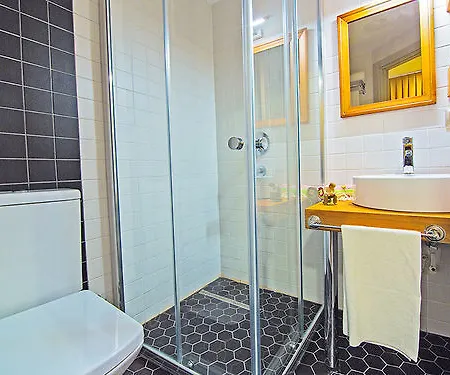 Kuzen (adults Only) Hotel