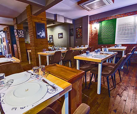 Kuzen Istanbul