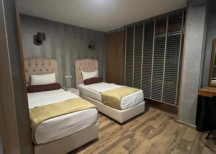 Hotel Kuzen (adults Only)