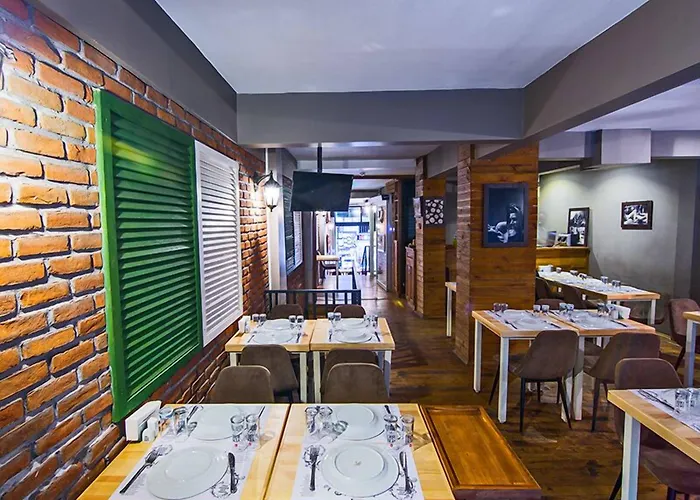 Hotel Kuzen (adults Only) 3*