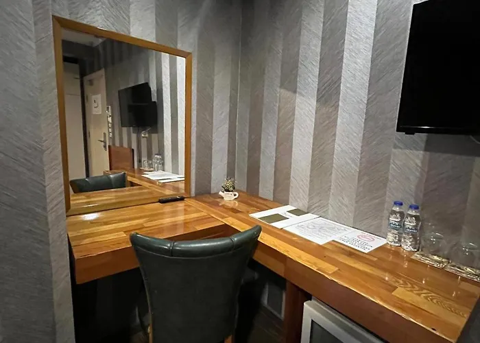 Hotel Kuzen (adults Only) 3*