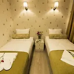 Hotel Kuzen (adults Only)