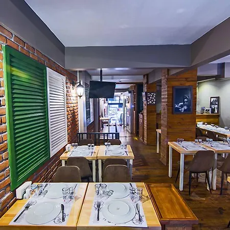 Szálloda Kuzen (adults Only) 3*