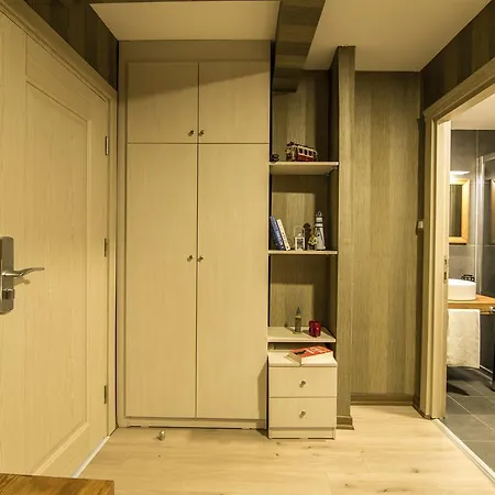 Kuzen (adults Only) Szálloda