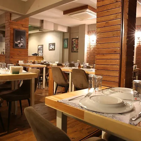 Kuzen (adults Only)